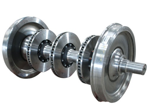 How a railway wheelset made ?